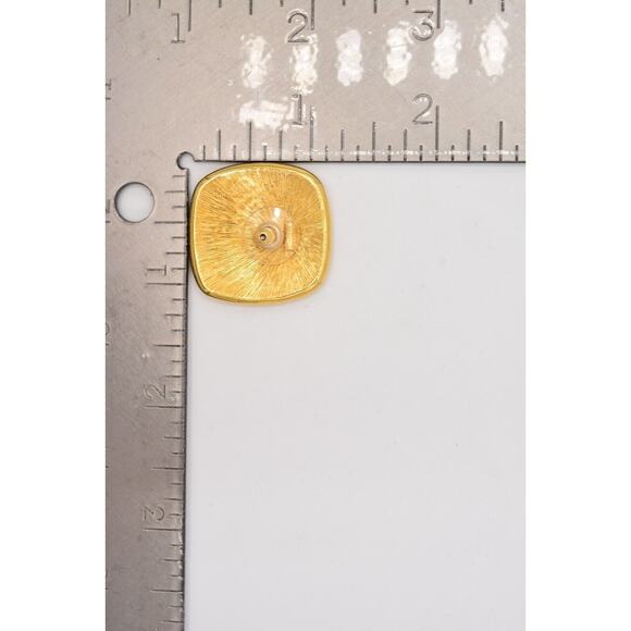 Monet Vintage Earrings Red Off White Cream Enamel Gold Chunky Tone 1970s BinAO - Picture 12 of 12